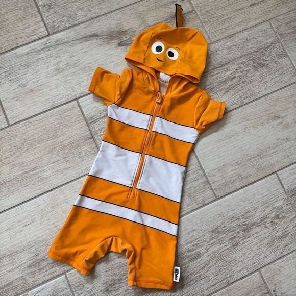 Disney Pixar Finding Nemo Swimsuit 18-24m - Picture 1 of 3